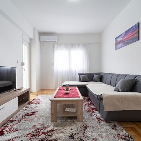 Tuski Put Apartman Apartment Podgoriţa Exterior foto